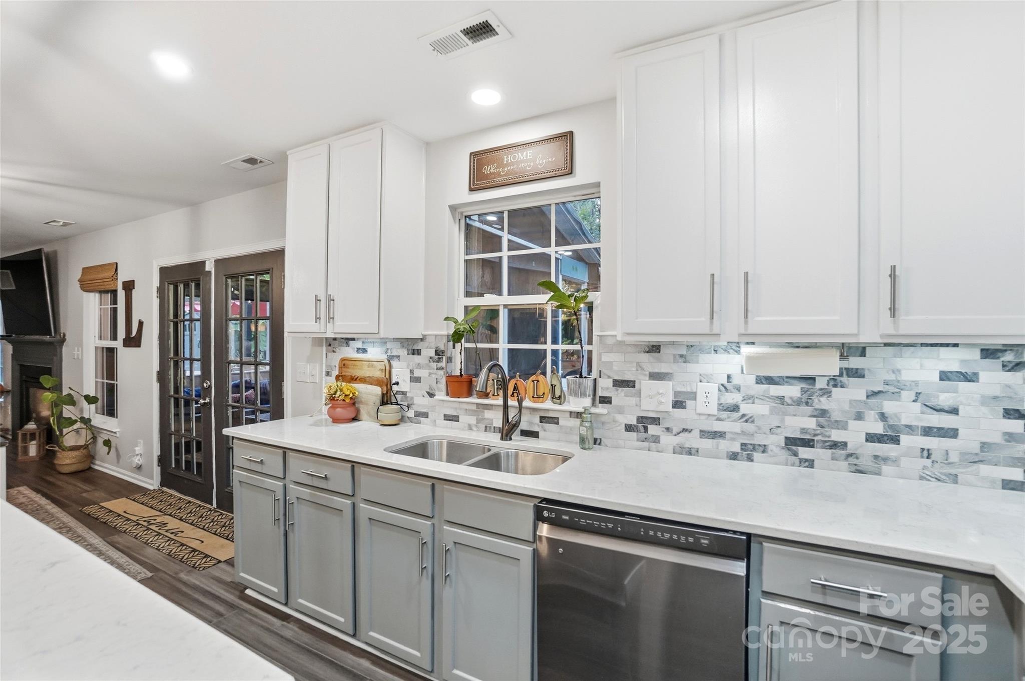 401 Sugar Maple Drive Tega Cay, SC 29708 - Photo 21 of 48