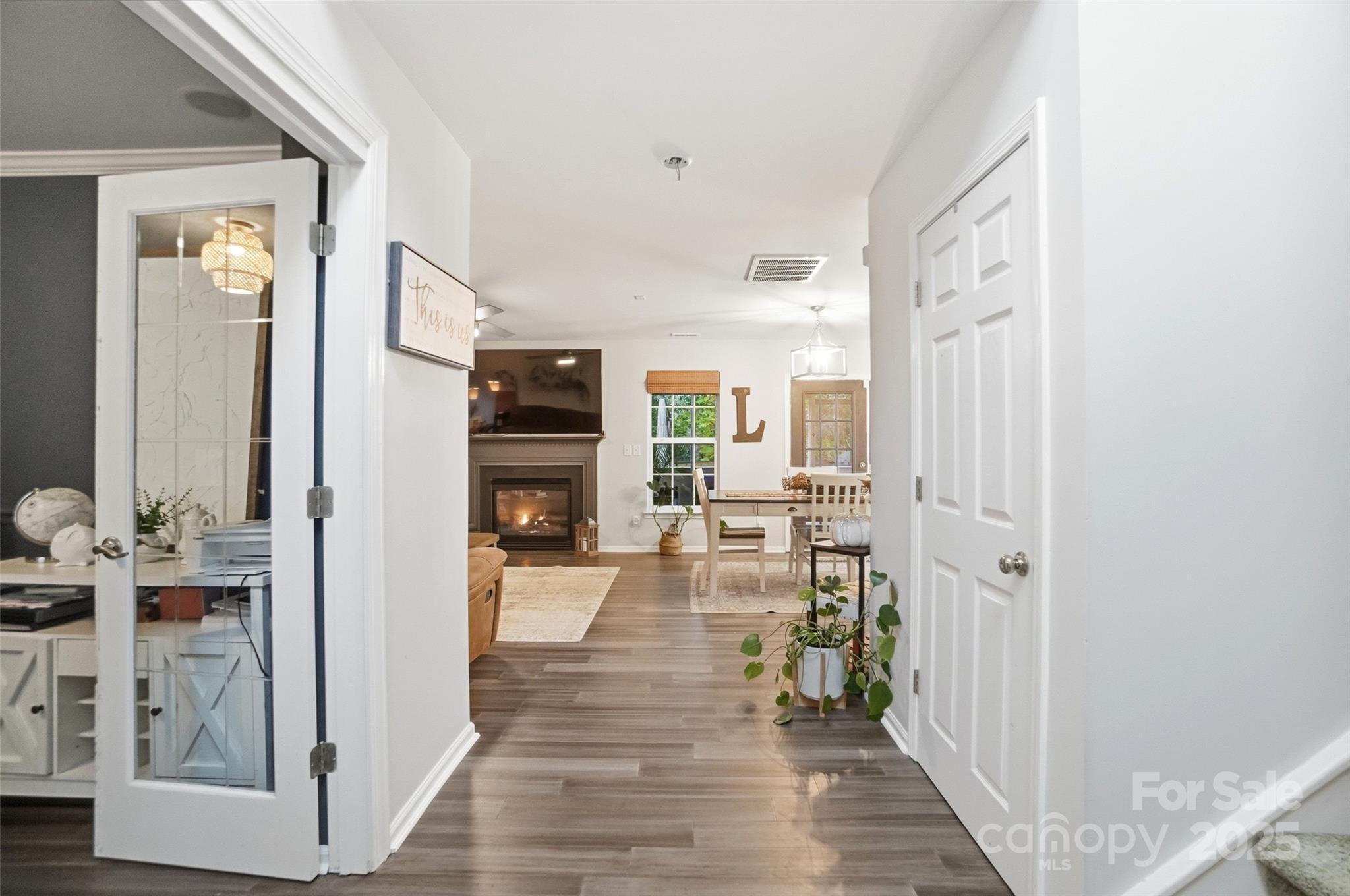 401 Sugar Maple Drive Tega Cay, SC 29708 - Photo 4 of 48