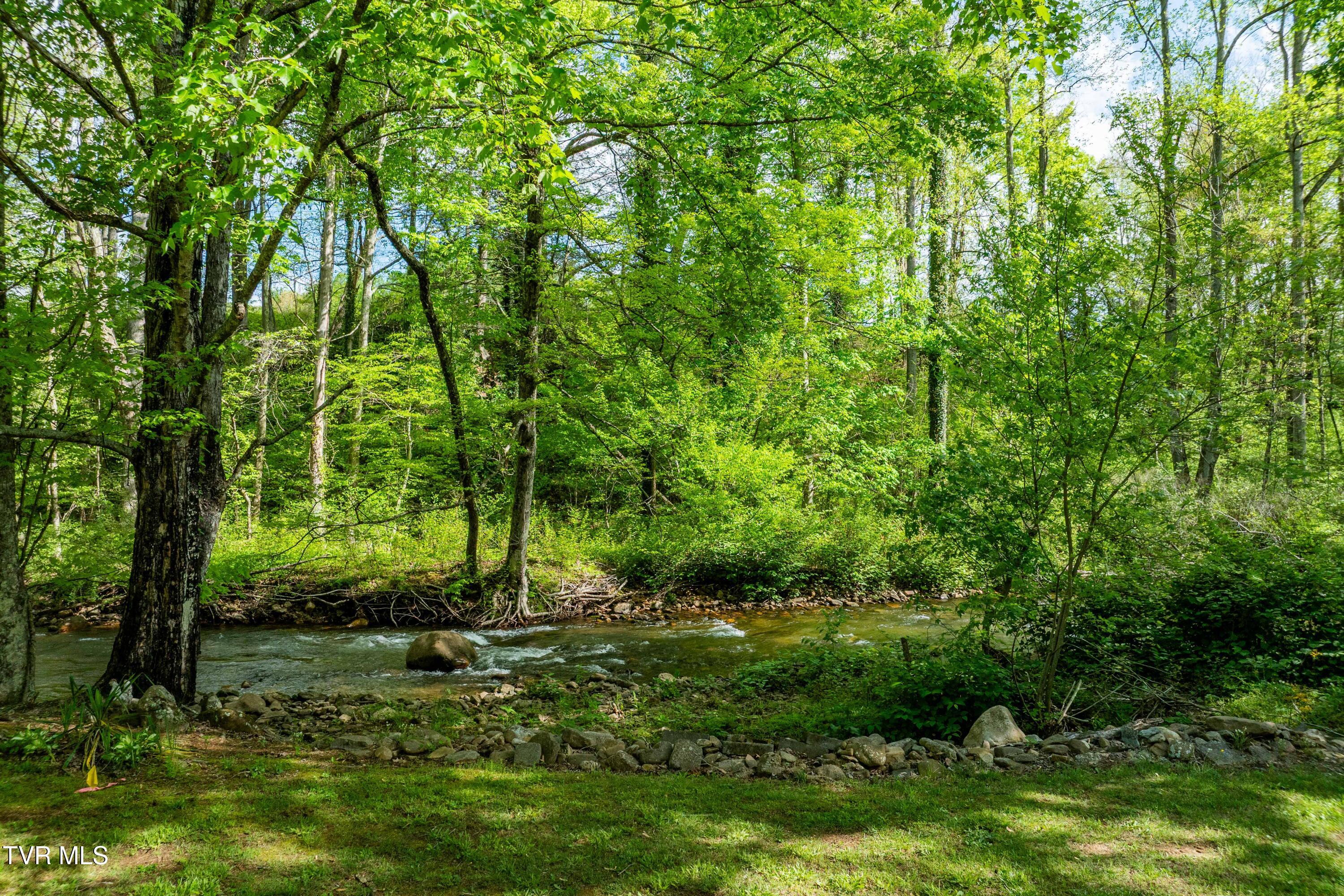 135 Grindstaff Hollow Road Elizabethton, TN 37643 - Photo 15 of 116 135 Grindstaff Hollow (19 of 82)