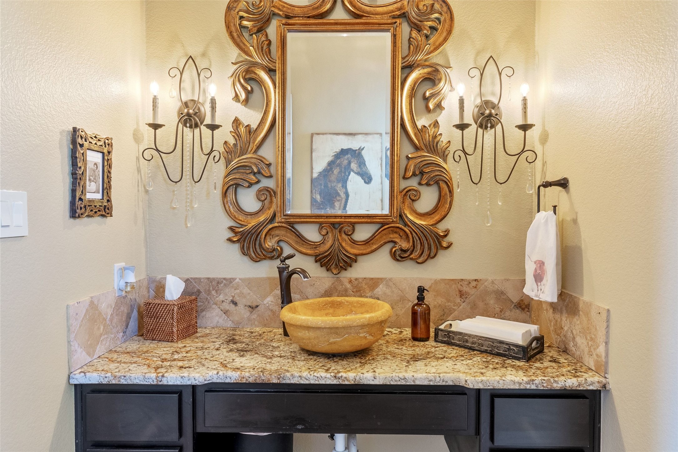 7220 Creek Road Dripping Springs, TX 78620 - Photo 18 of 40 Half bathroom inside the main house.