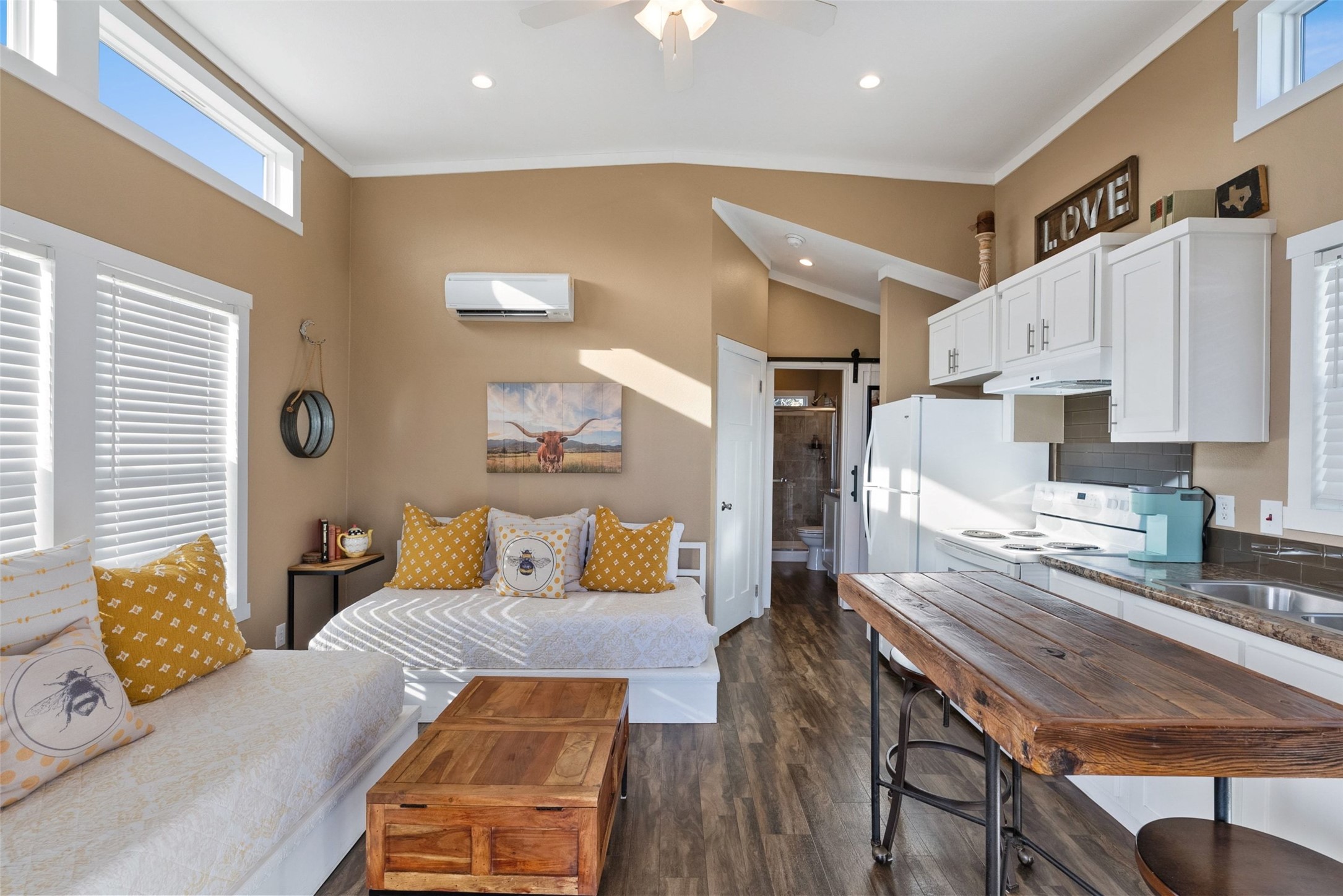 7220 Creek Road Dripping Springs, TX 78620 - Photo 34 of 40 Tiny home #2 with full kitchen, bedroom and bathroom.