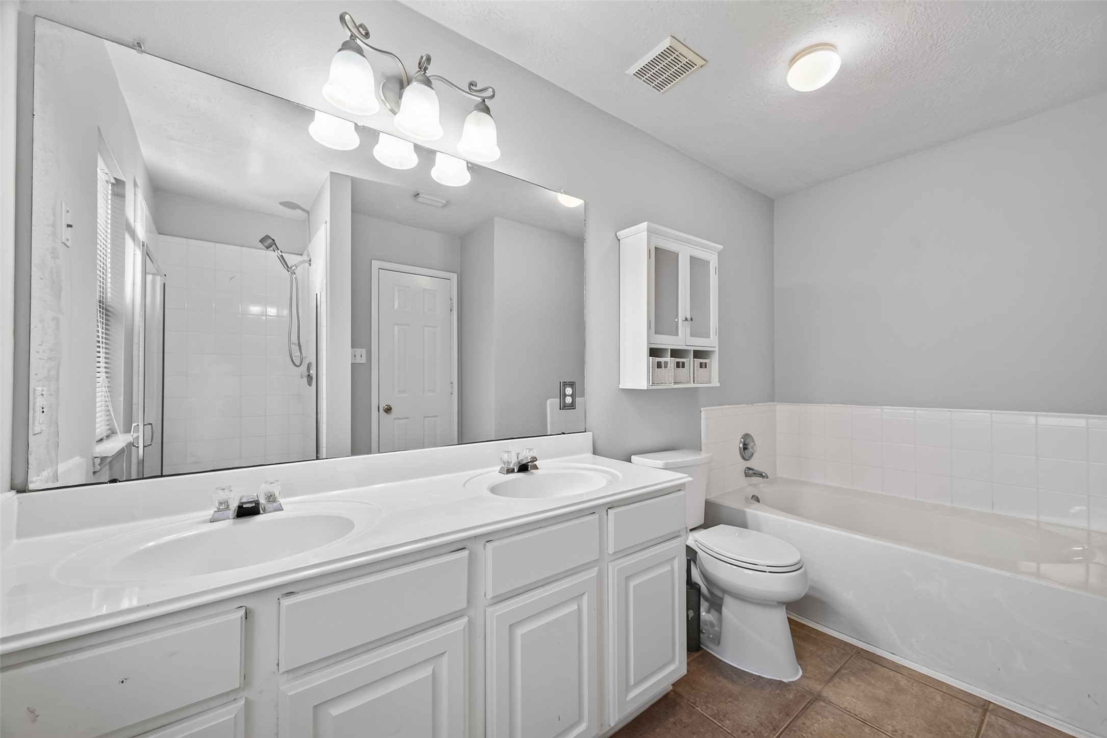 3218 Spring Flower Lane Spring, TX 77388 - Photo 12 of 21 Gallery Image 12