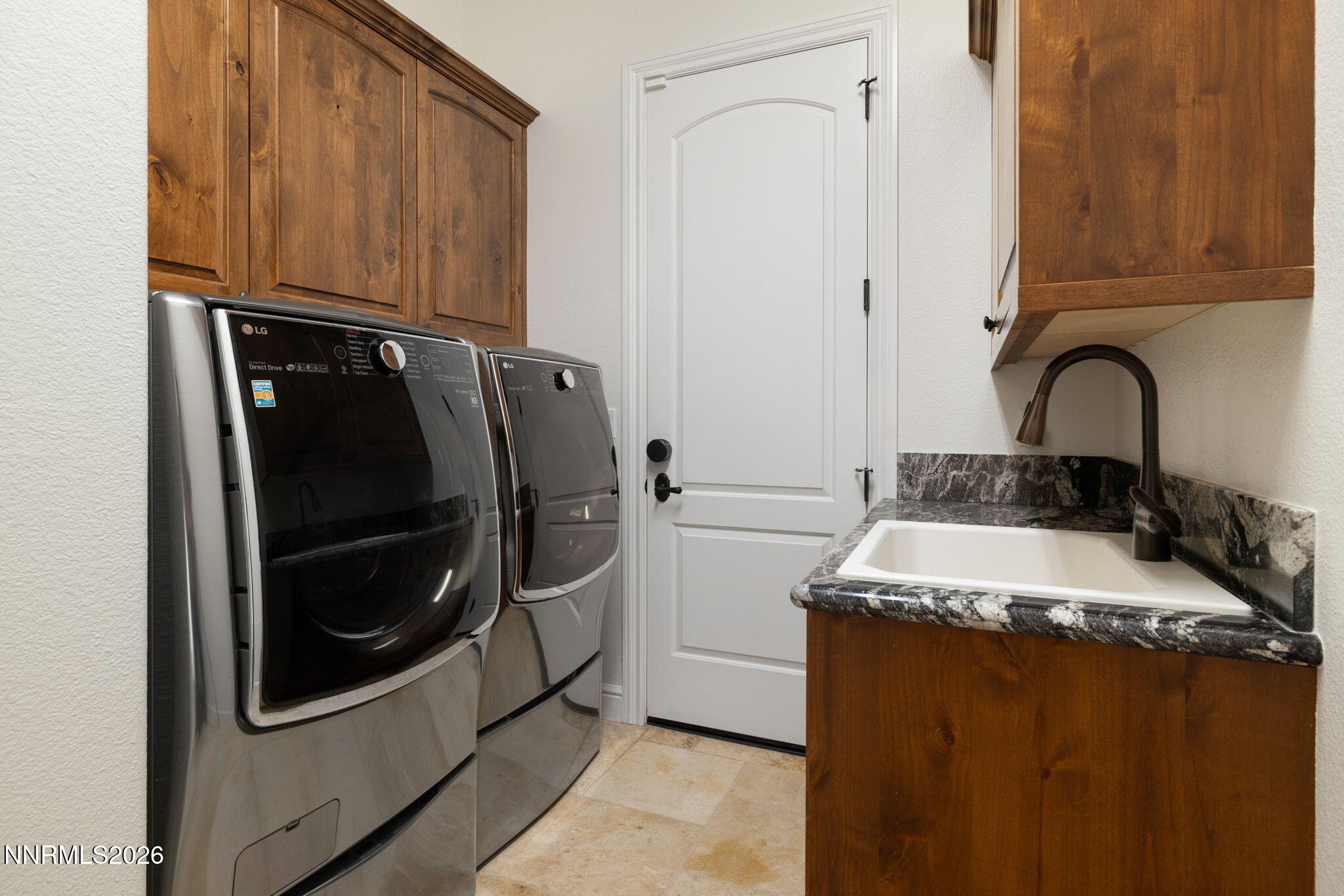 4095 Gray Fox Court Reno, NV 89511 - Photo 25 of 58 29-web-or-mls-4095 Gray Fox-30