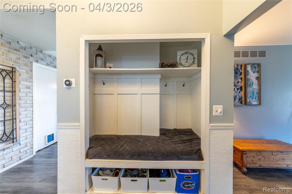 7016 Longwood Road Canton, MI 48187 - Photo 8 of 36 Gallery Image 8