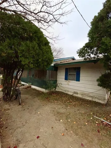 $180,000 | 505 West 1st Street, Ferris, TX 75125