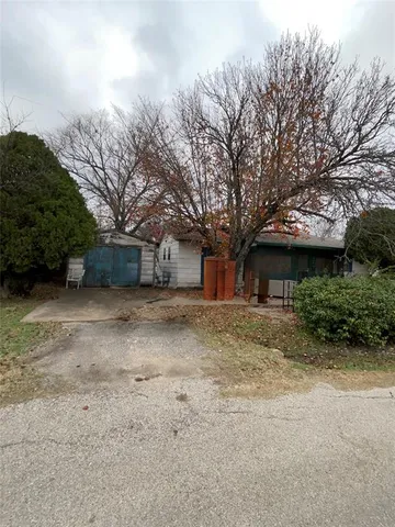 $180,000 | 505 West 1st Street, Ferris, TX 75125