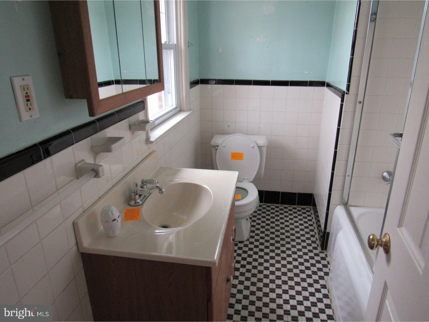 341 Hawarden Road Springfield, PA 19064 - Photo 12 of 25