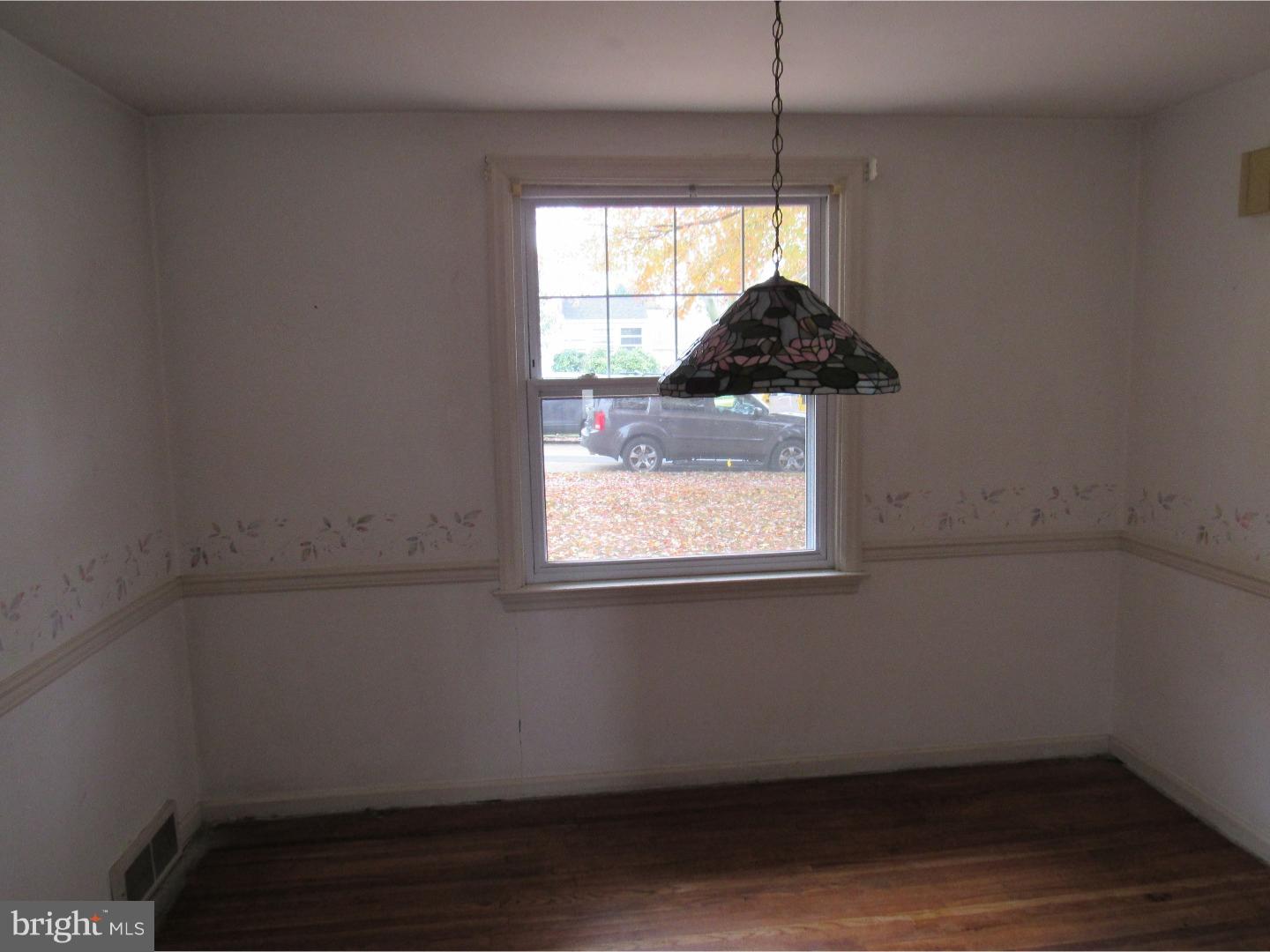 341 Hawarden Road Springfield, PA 19064 - Photo 8 of 25
