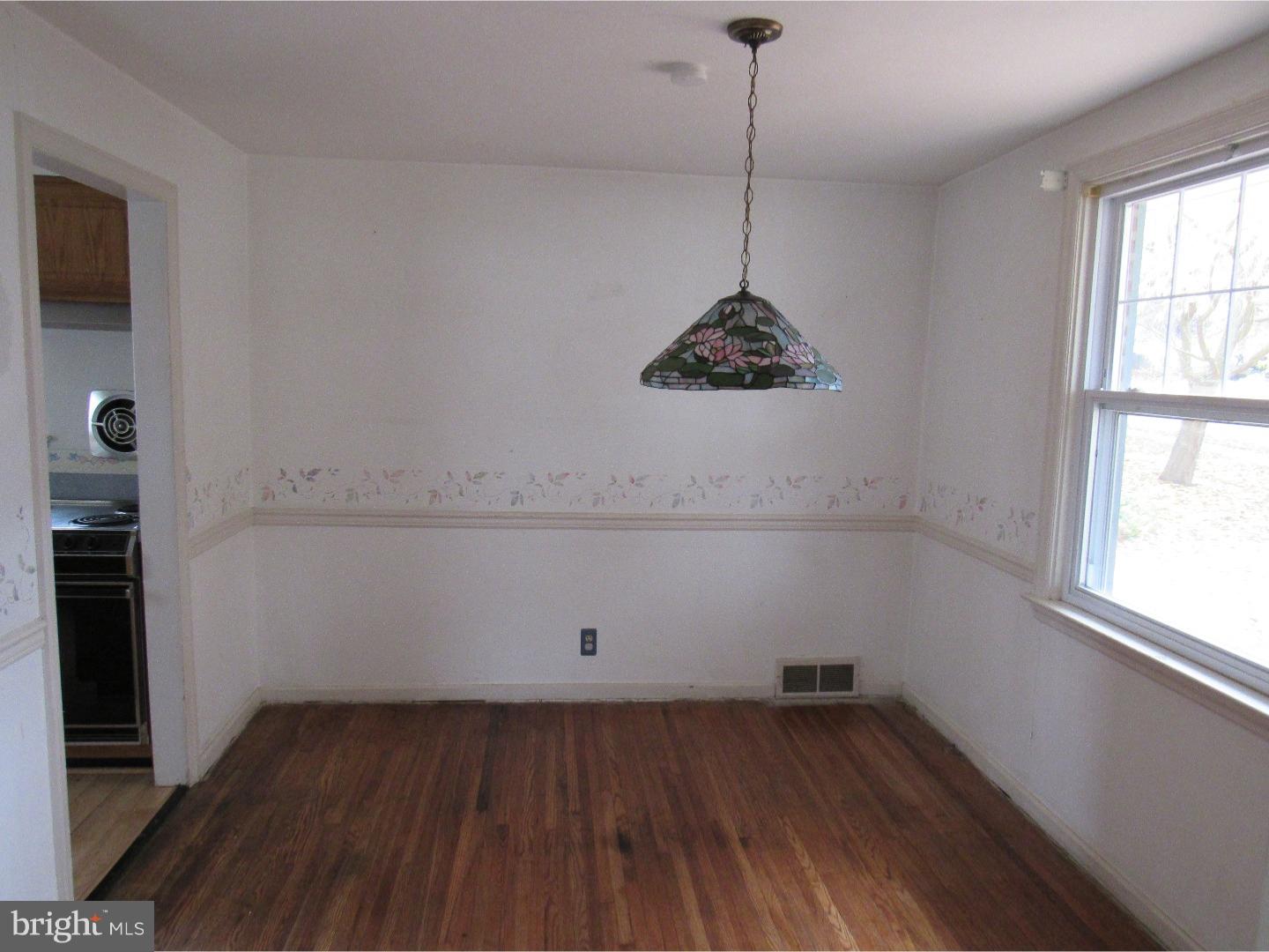 341 Hawarden Road Springfield, PA 19064 - Photo 9 of 25