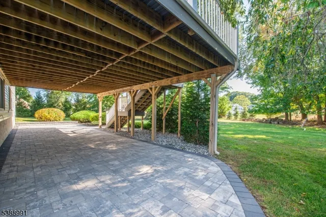 $779,000 | 9 Dixon Place, East Hanover, NJ 07936