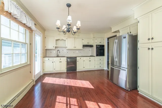 $779,000 | 9 Dixon Place, East Hanover, NJ 07936