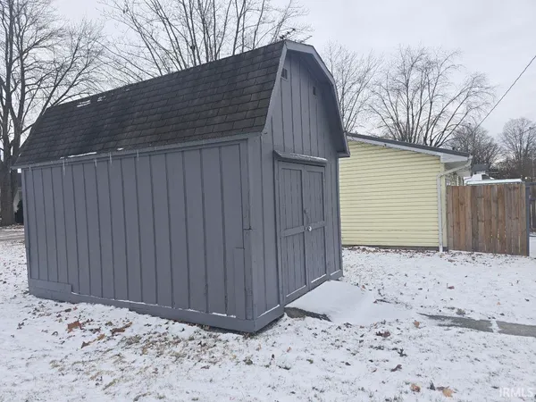 $169,000 | 401 East 2nd Street, Fairmount, IN 46928