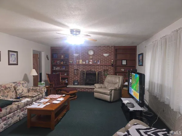 $169,000 | 401 East 2nd Street, Fairmount, IN 46928