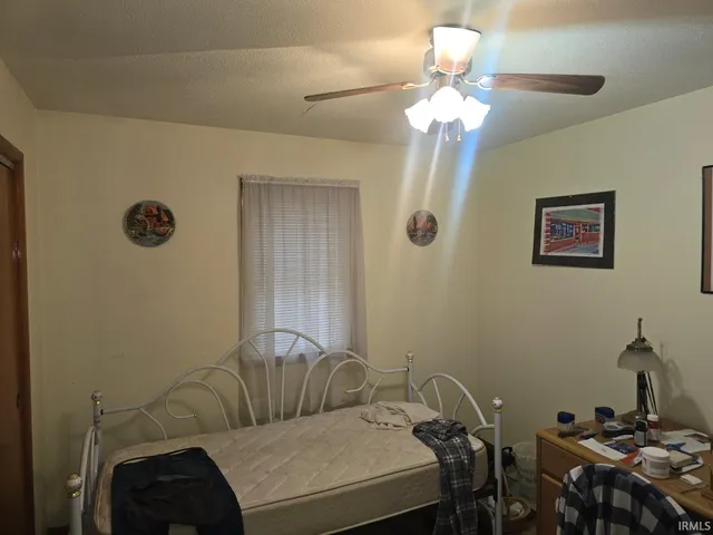 $175,000 | 401 East 2nd Street, Fairmount, IN 46928