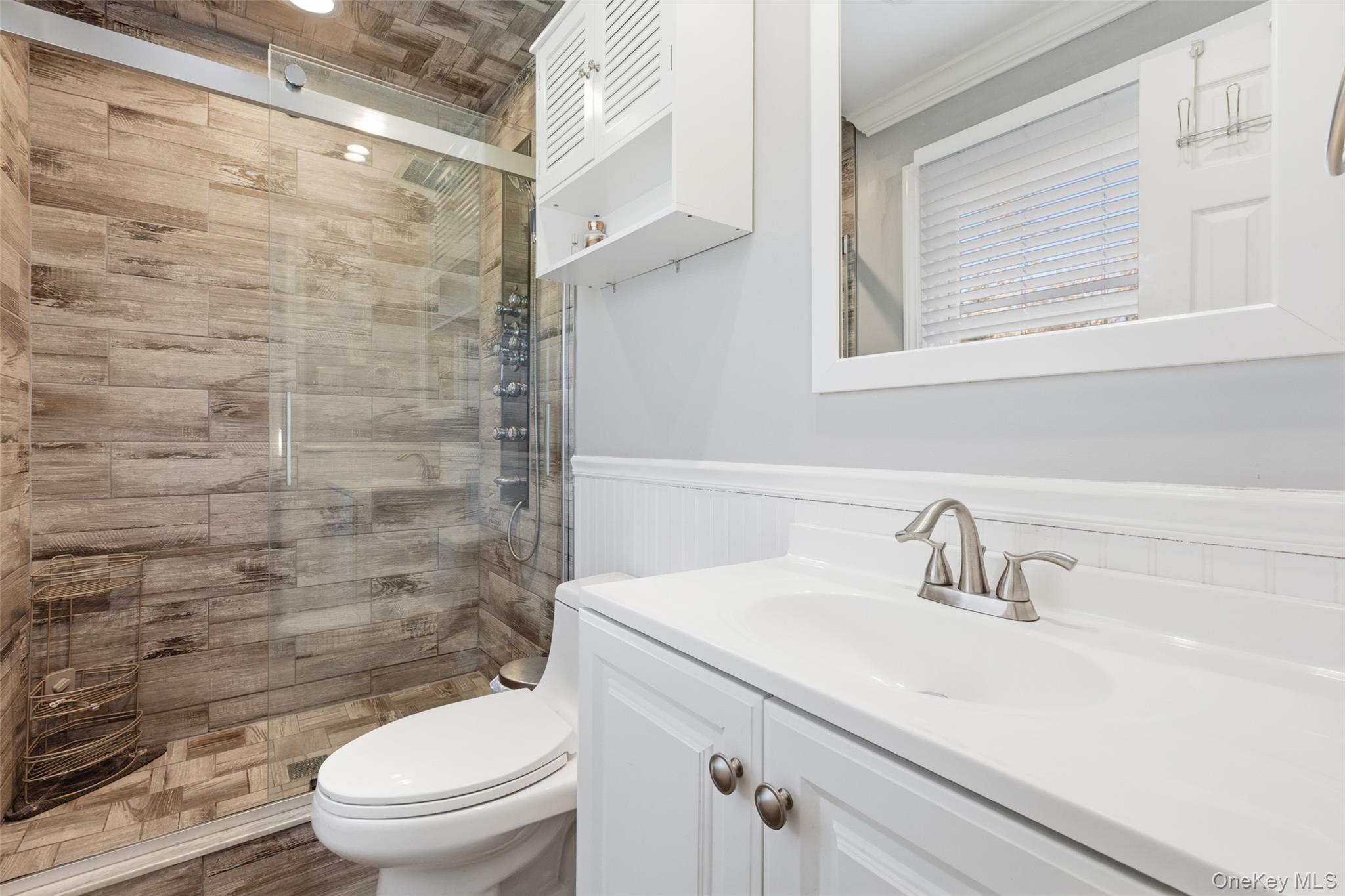 39 Benjamin Road Mahopac, NY 10541 - Photo 17 of 39 Primary Bathroom