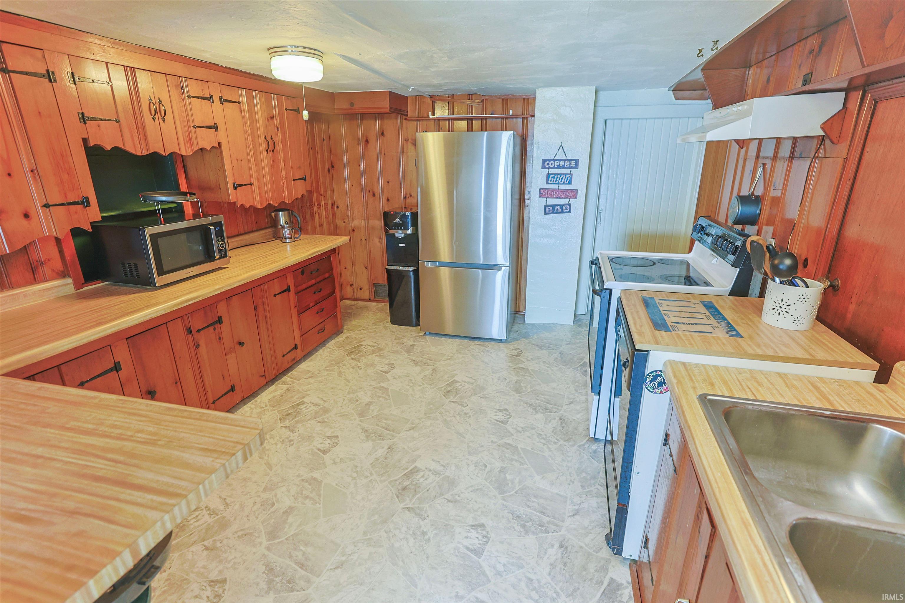 10624 Jefferson Road Osceola, IN 46561 - Photo 17 of 38