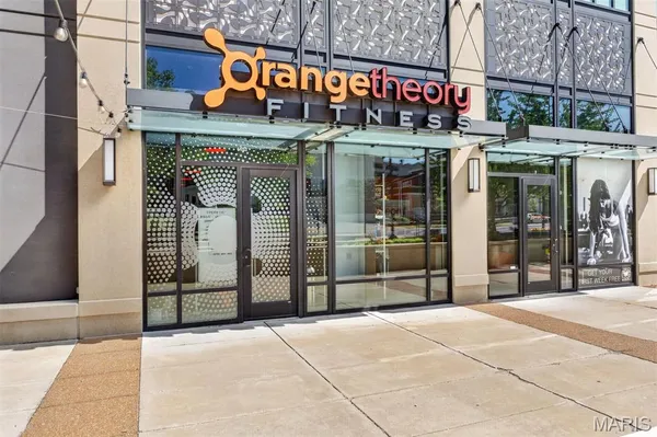 $549,000 | 47 Maryland Plaza, Unit 47C, St. Louis, MO 63108