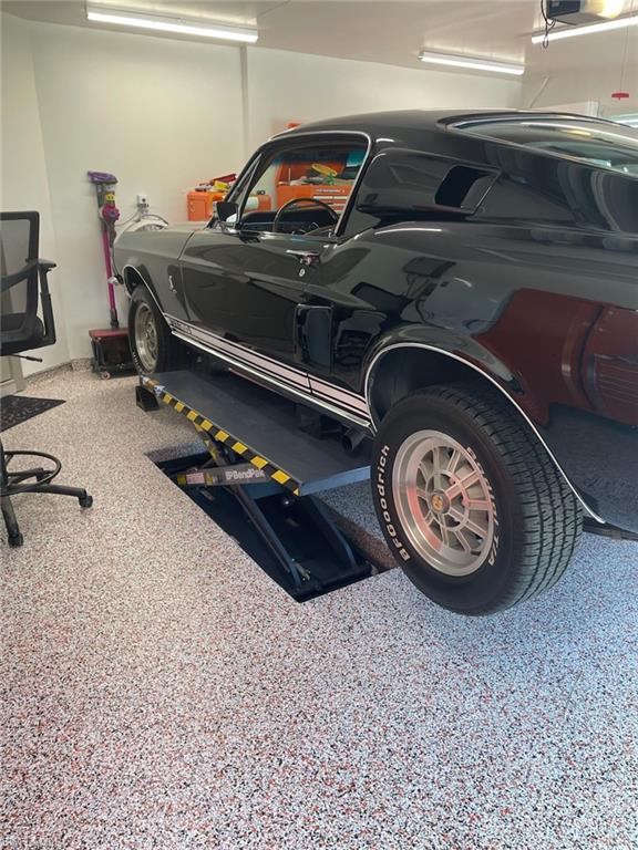 401 Panay Avenue Naples, FL 34113 - Photo 32 of 47 a close up of a stove