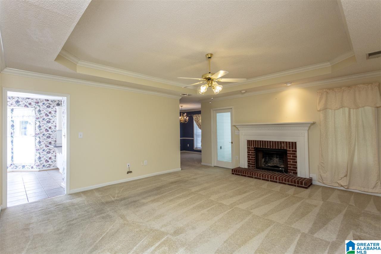 196 Greenfield Lane Alabaster, AL 35007 - Photo 12 of 36