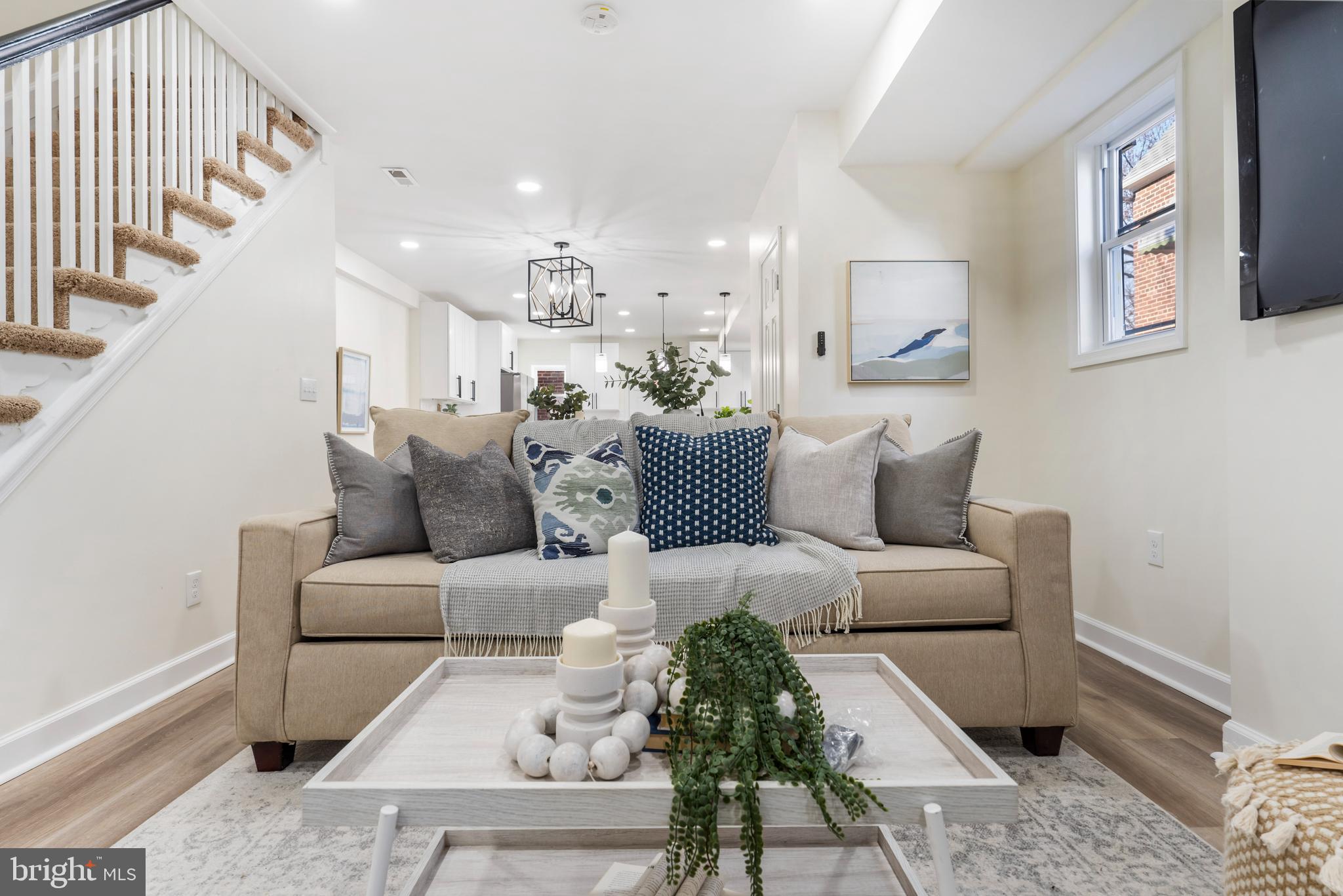 3538 Lynchester Road Baltimore, MD 21215 - Photo 6 of 43 Gallery Image 6