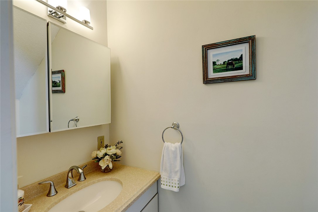 511 Child Street, Unit 211 Warren, RI 02885 - Photo 16 of 26 Gallery Image 16