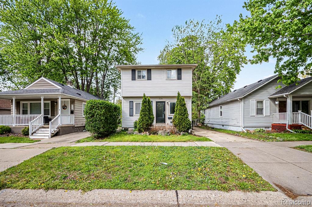 2126 Roslyn Road Grosse Pointe, MI 48236 - Photo 17 of 25