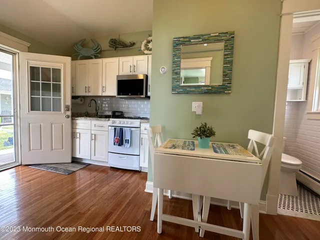 $2,895 | 58 5th Street, Unit F, Highlands, NJ 07732