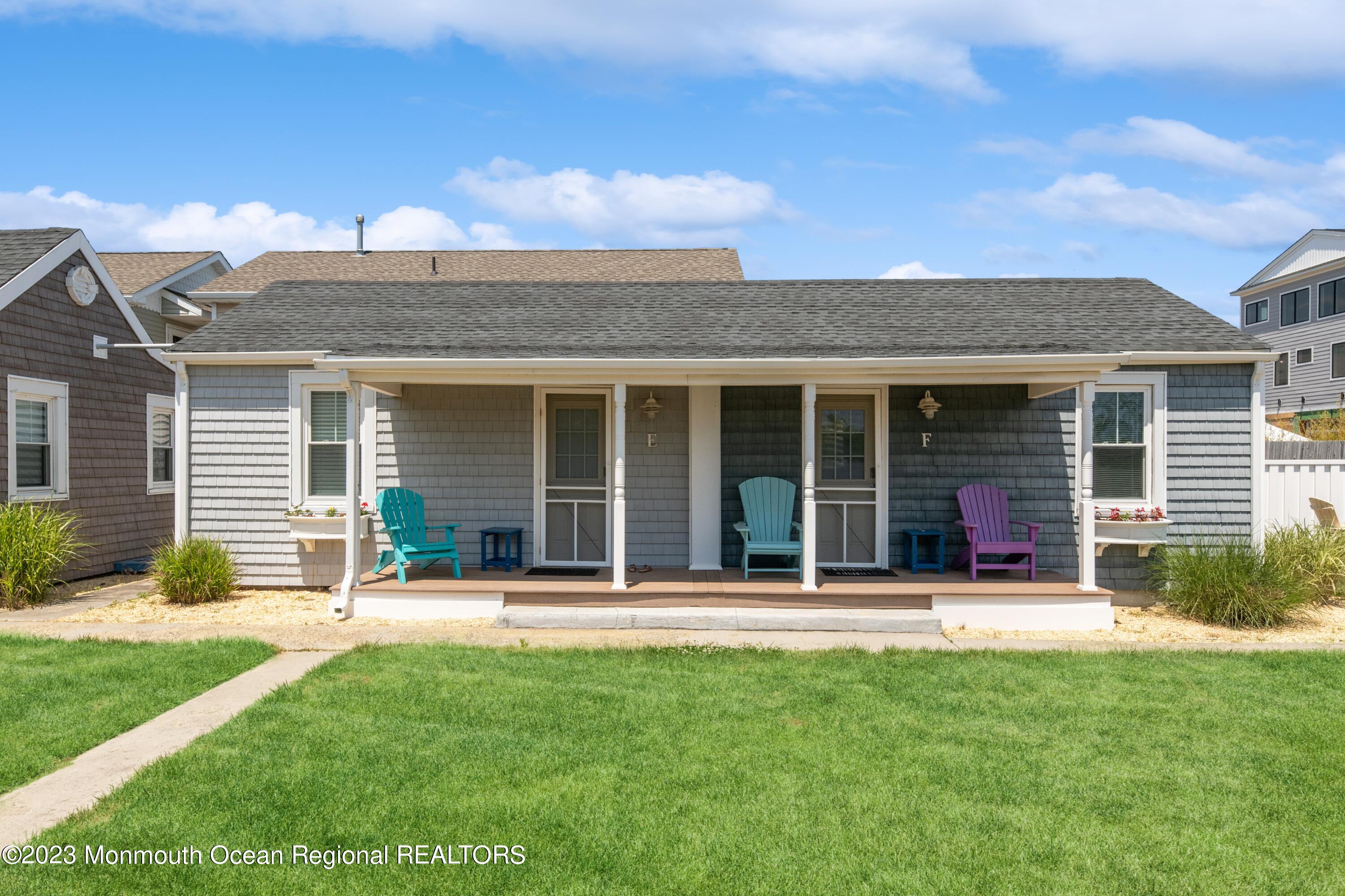 58 5th Street, Unit F Highlands, NJ 07732 - Photo 5 of 33 front view of a house with a yard