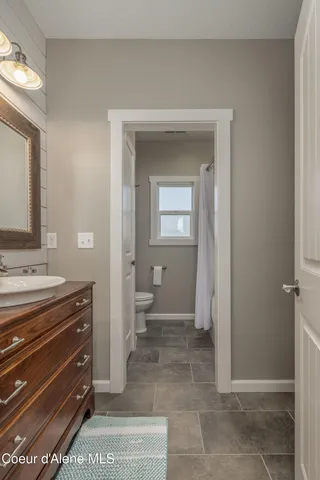 $1,075,000 | 53 Hanaford Court, Blanchard, ID 83804