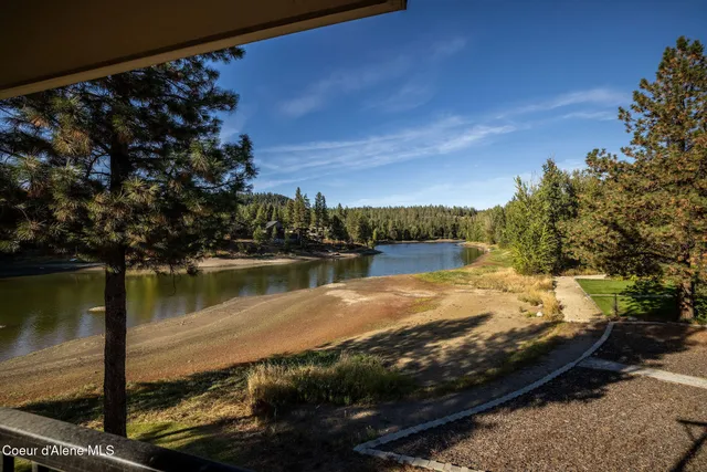$1,075,000 | 53 Hanaford Court, Blanchard, ID 83804