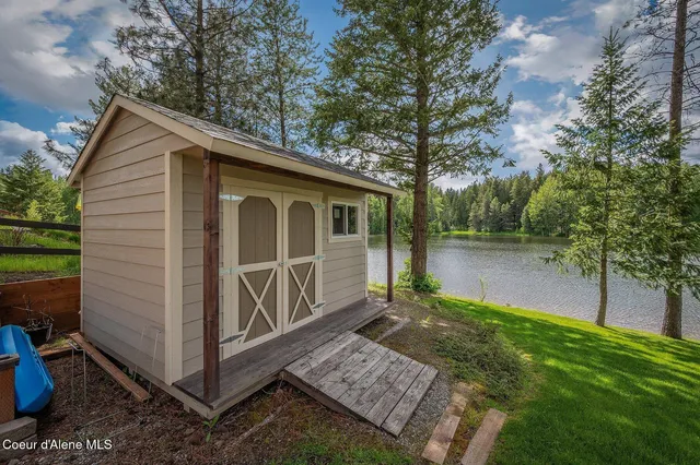 $1,075,000 | 53 Hanaford Court, Blanchard, ID 83804