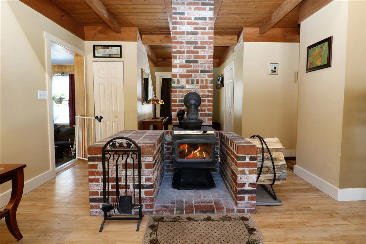 122 Glen Road Gorham, NH 03581 - Photo 5 of 35 Gallery Image 5