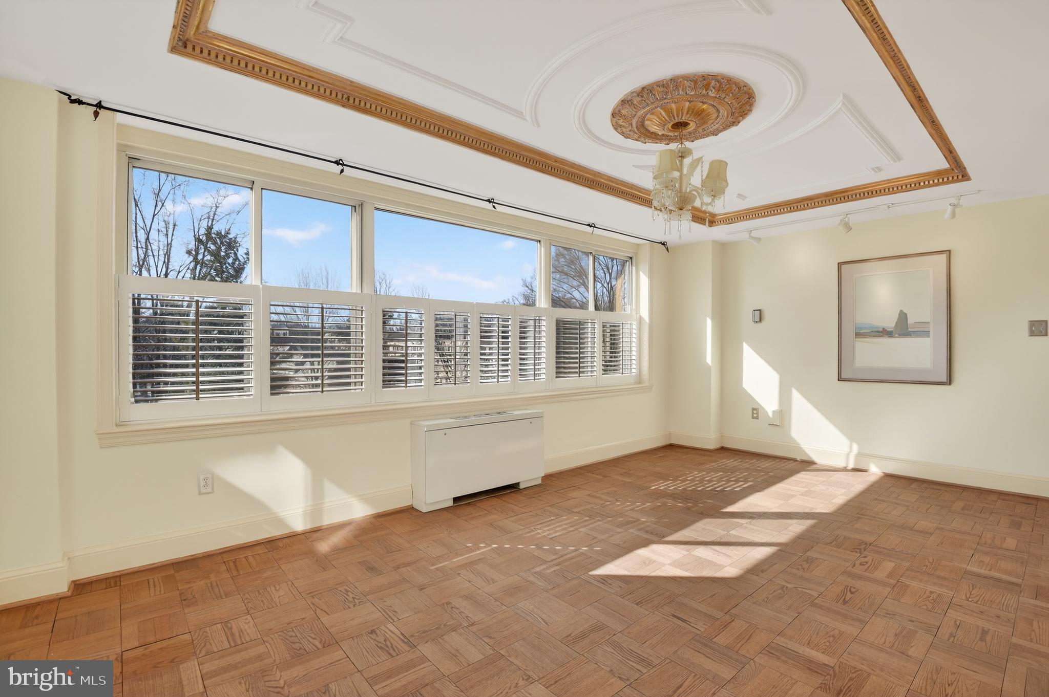 4000 Tunlaw Road Northwest, Unit 415 Washington, DC 20007 - Photo 5 of 28 a view of an empty room with a window