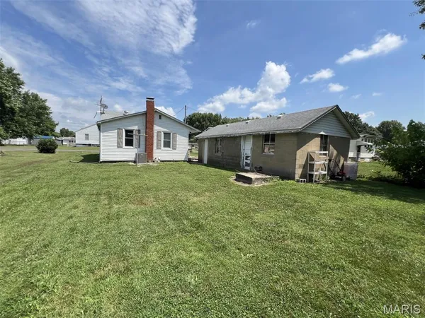 $50,000 | 500 East Water Street, Litchfield, IL 62056