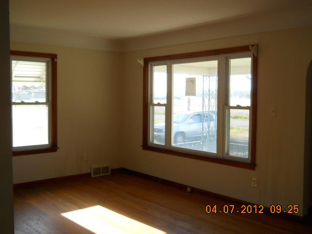 4452 West Albain Road Monroe, MI 48161 - Photo 4 of 9 20090619-3.JPG