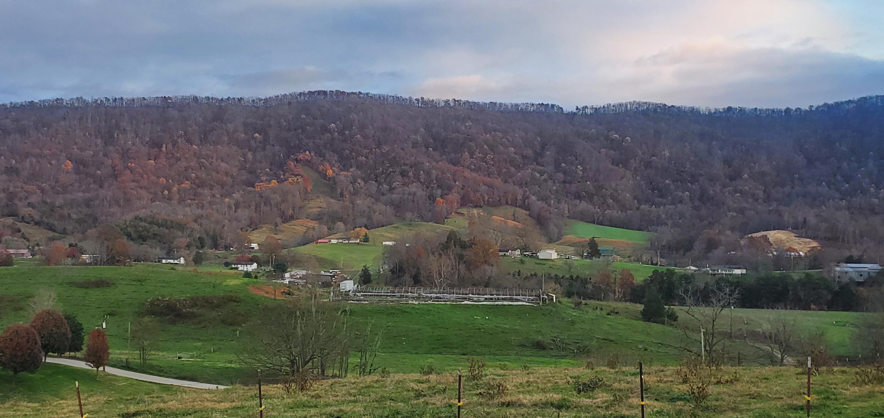 1016 Shirley Road Washburn, TN 37888 - Photo 20 of 39 20201112_171123