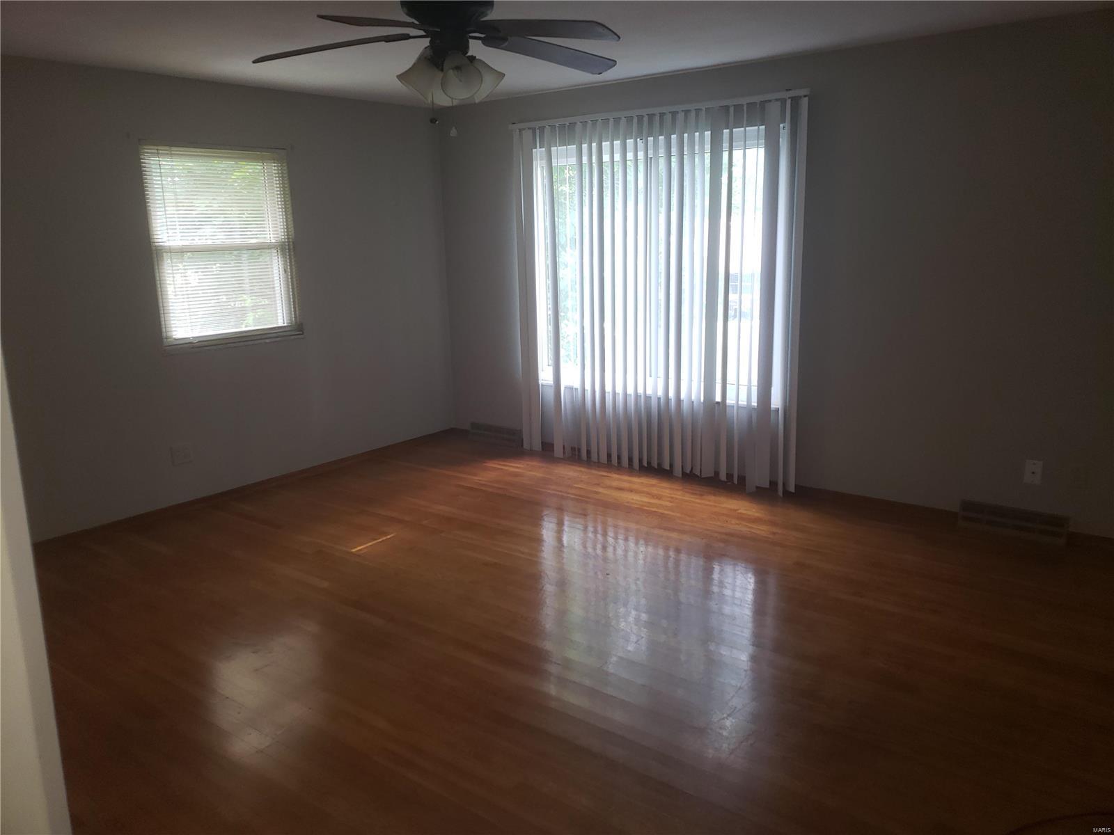216 Pleasant Ridge Road Fairview Heights, IL 62208 - Photo 12 of 20 Gallery Image 12