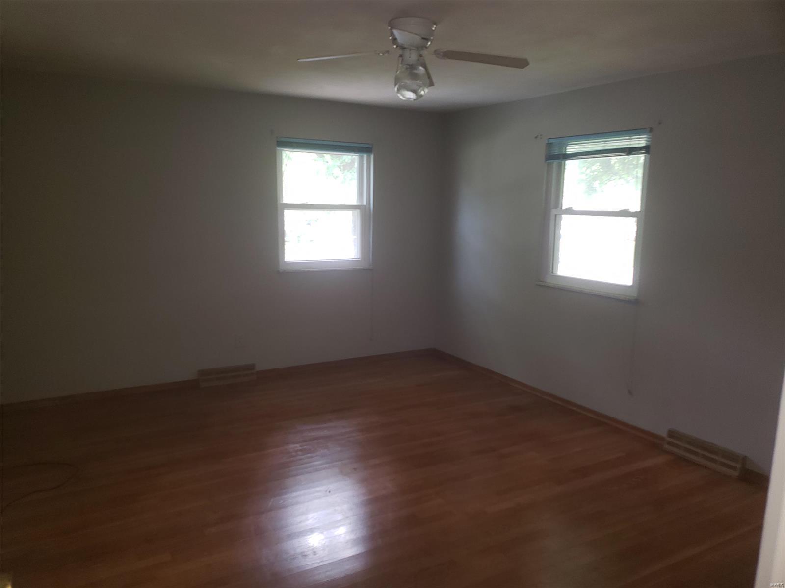 216 Pleasant Ridge Road Fairview Heights, IL 62208 - Photo 13 of 20 Gallery Image 13