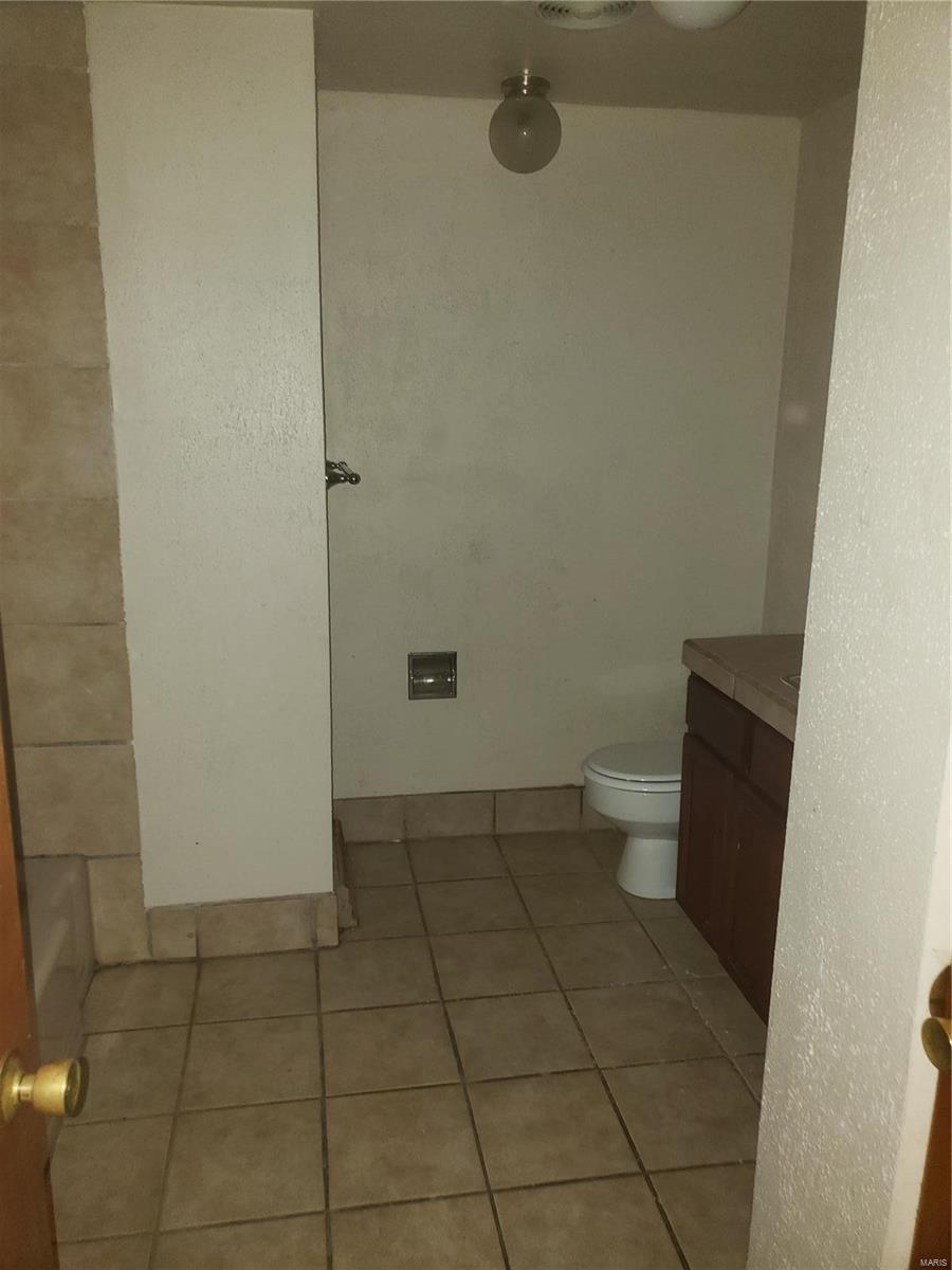 216 Pleasant Ridge Road Fairview Heights, IL 62208 - Photo 16 of 20 Gallery Image 16