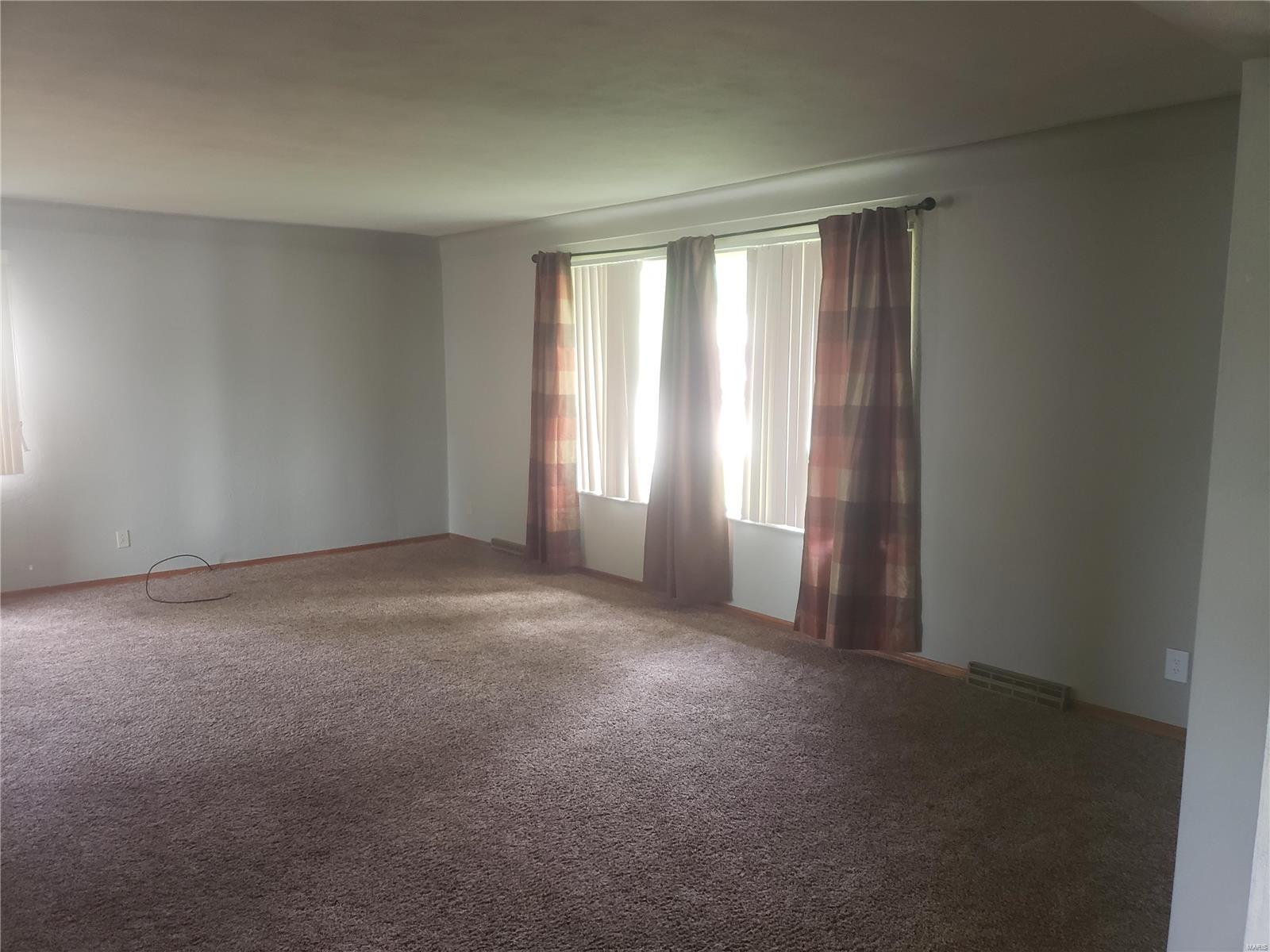 216 Pleasant Ridge Road Fairview Heights, IL 62208 - Photo 6 of 20 Gallery Image 6