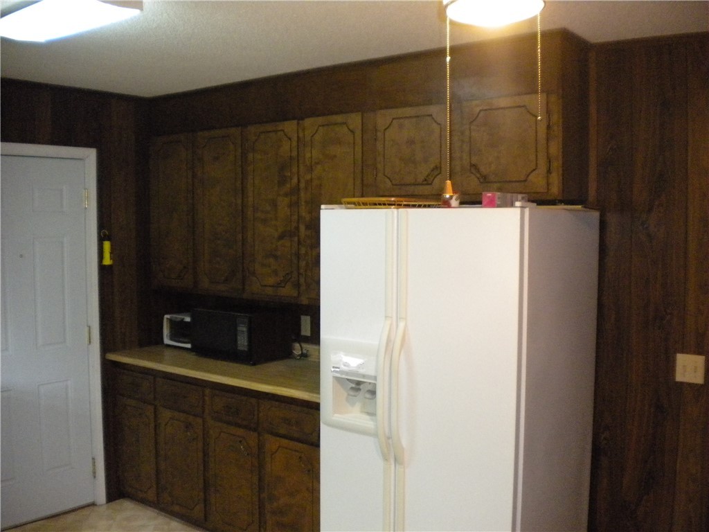121 Rock Springs Road Belton, SC 29627 - Photo 3 of 21