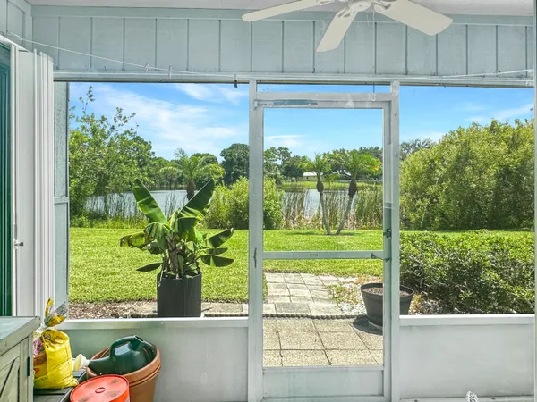 $185,000 | 5717 Deer Run Drive, Unit 4A, Fort Pierce, FL 34951