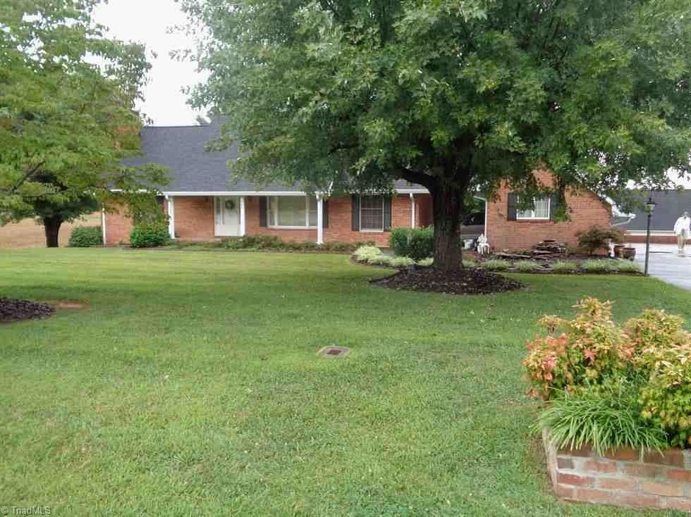340 Hartgrove Road King, NC 27021 - Photo 2 of 30