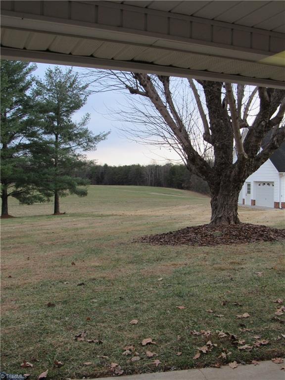 340 Hartgrove Road King, NC 27021 - Photo 19 of 30