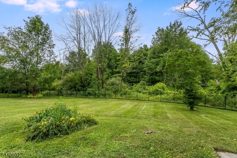 24 Brookfield Way Mendham, NJ 07945 - Photo 32 of 32