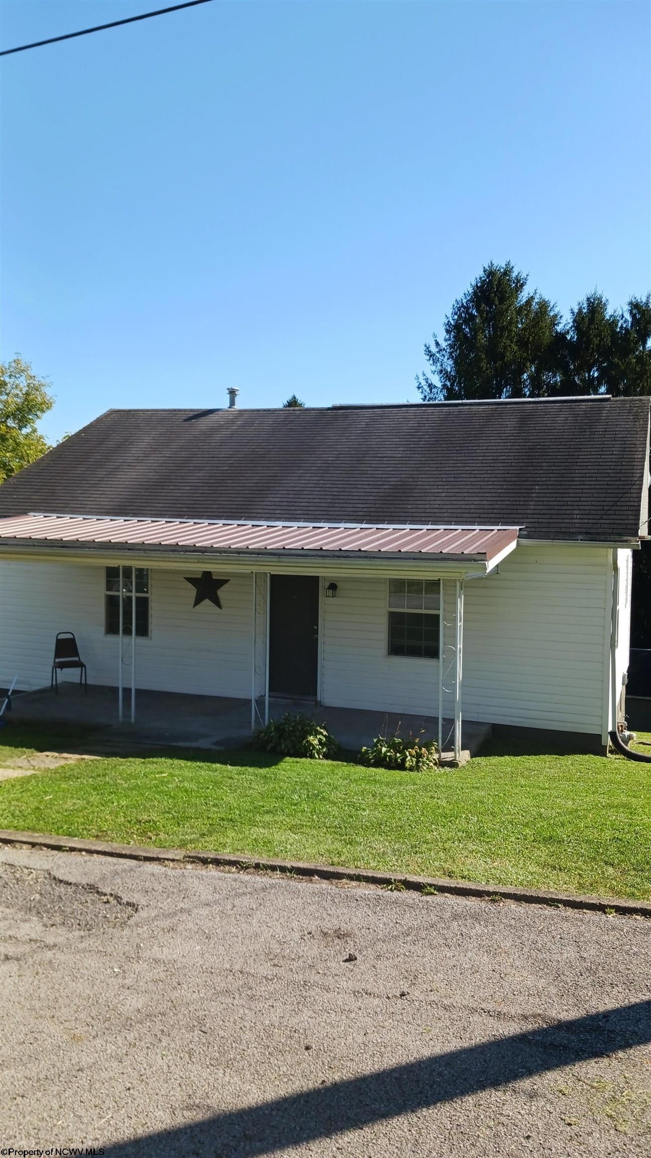 116 Merrill Avenue Rivesville, WV 26588 - Photo 3 of 16 Gallery Image 3