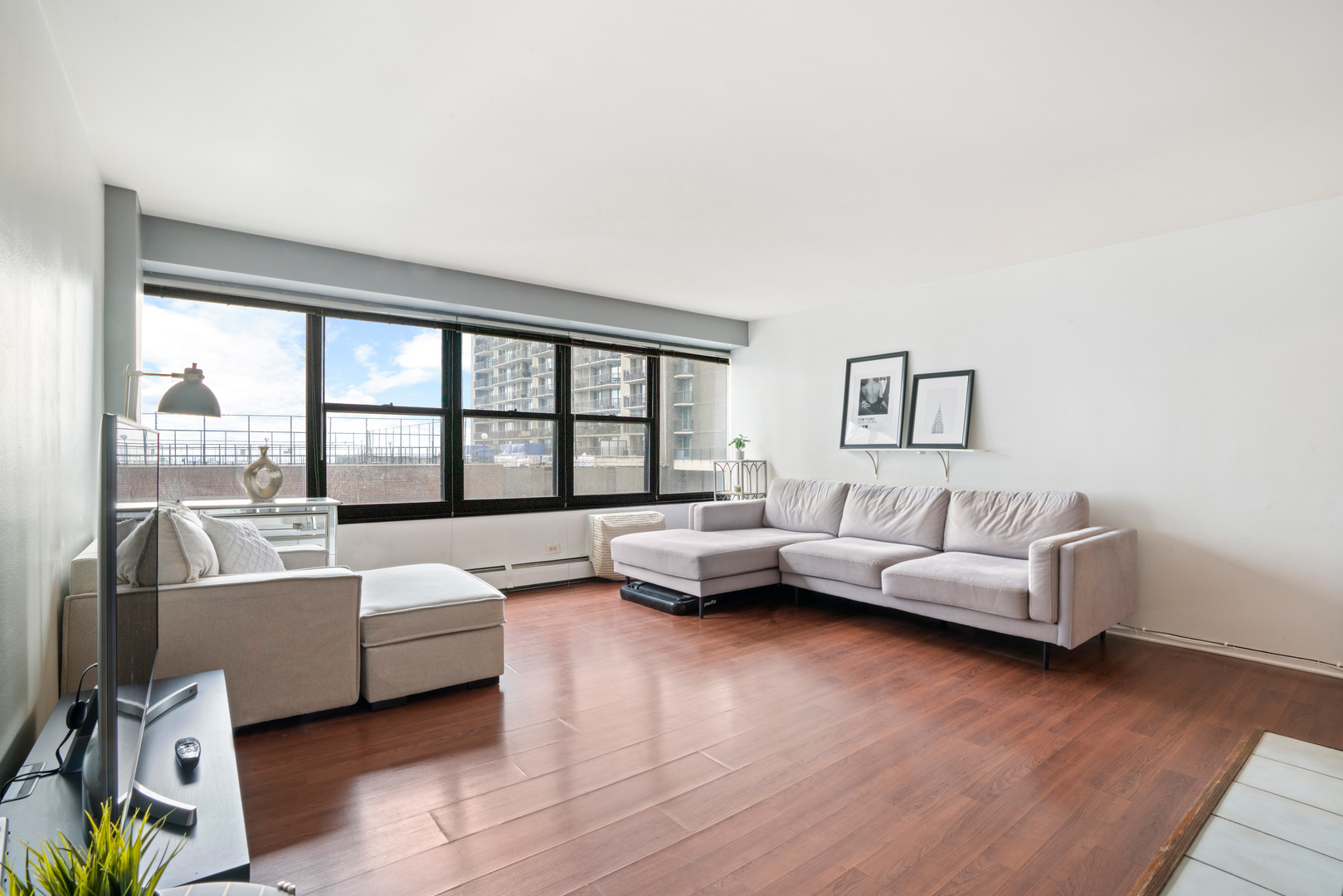 6030 North Sheridan Road, Unit 508 Chicago, IL 60660 - Photo 2 of 15