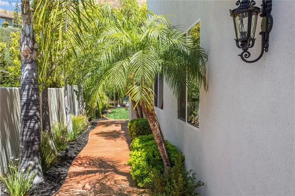 $959,900 | 33482 Miners Drive, Yucaipa, CA 92399