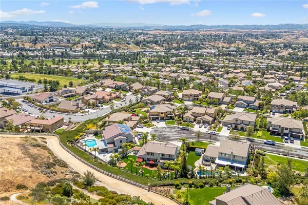 $959,900 | 33482 Miners Drive, Yucaipa, CA 92399