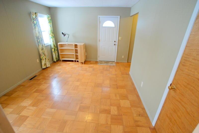 240 Darbyhurst Road Columbus, OH 43228 - Photo 15 of 23 Gallery Image 15
